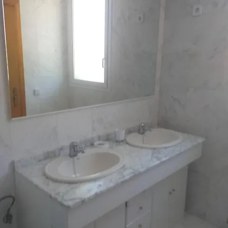 Family With Sea View And Pool Вилла *