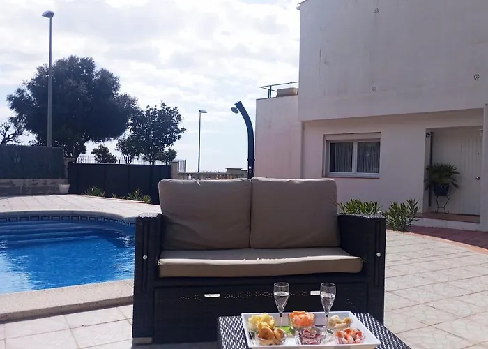 Family With Sea View And Pool Льорет-де-Мар