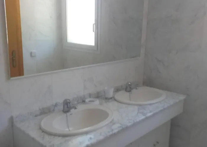 Family With Sea View And Pool Вилла *