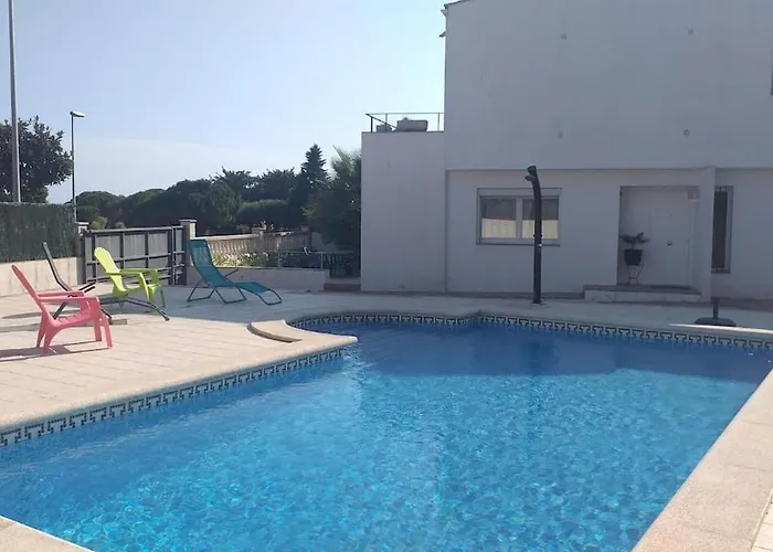 Family With Sea View And Pool *